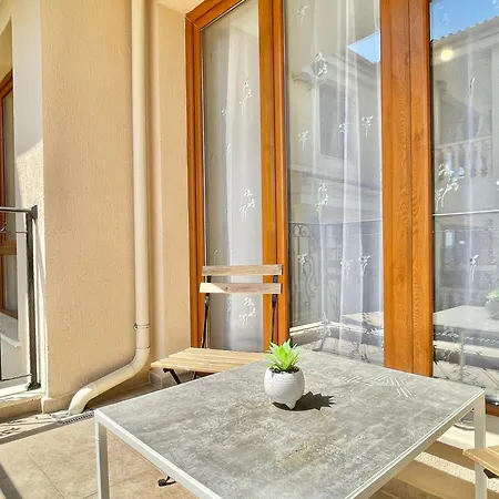 Royal Bay - Private - Bsr - 7 Apartament *