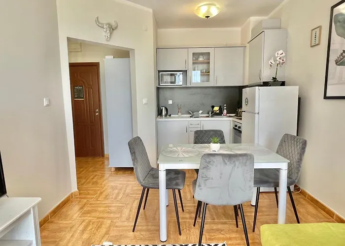 Royal Bay - Private - Bsr - 7 *